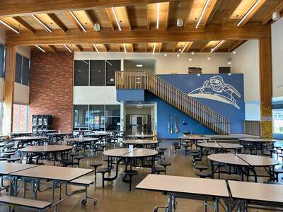 Auburn Elementary School Cafeteria in Salem