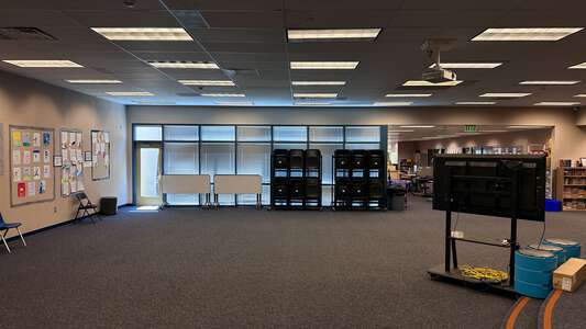 Earl Warren Elementary School Multi Event Room in Lake Elsinore