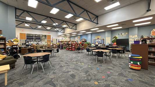 Oakridge Elementary School Media Center in Moore 2