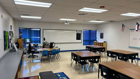 Vista Del Sol Environmental Science Academy Classroom Standard in El Paso 2