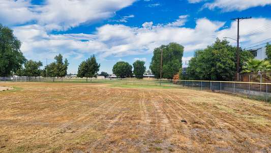 Charles Lee Elementary Field - Baseball in Azusa