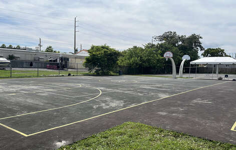 Aventura Waterways K-8 Center Outdoor Basketball Courts in Miami 4