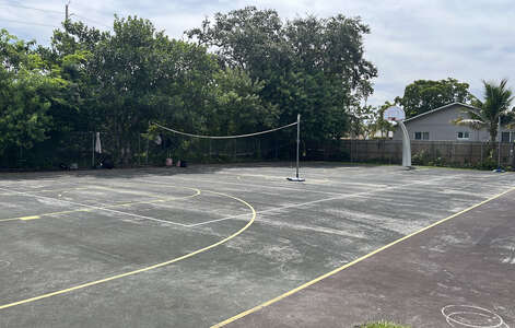 Aventura Waterways K-8 Center Outdoor Basketball Courts in Miami 5