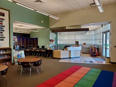 Twinhill Elementary School Library in Riverside