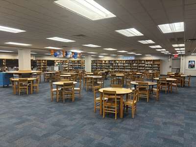 Highlands Middle School Library (3 hr min) in Jacksonville