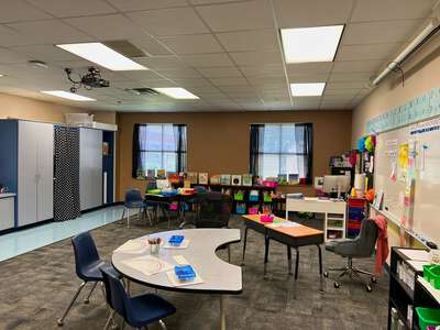 North Riverside Elementary School Classroom Standard in Fort Worth
