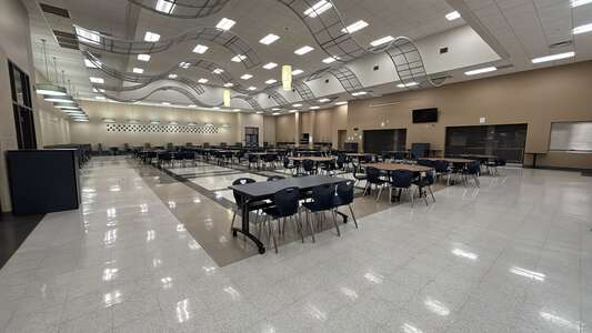 Southridge Jr. High School Cafeteria in Oklahoma City 4