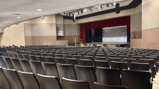 Carl Albert High School Performing Arts Center in Midwest City 5