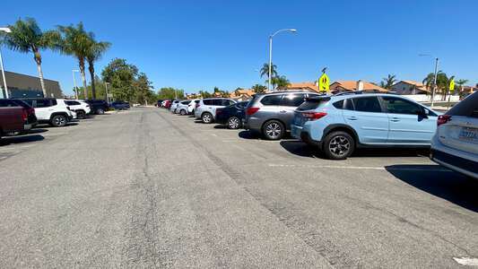 Mark Twain Elementary School Parking Lot in Riverside 2