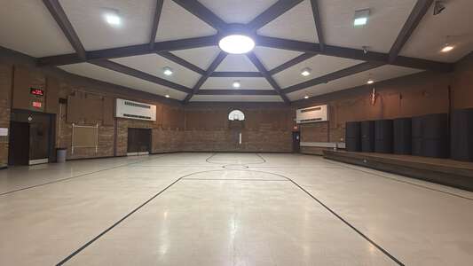 Washington School Gym in Quealy 4