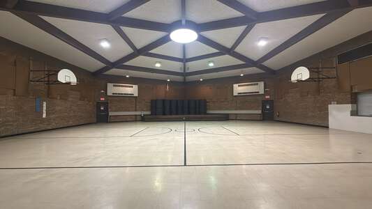 Washington School Gym in Quealy 2