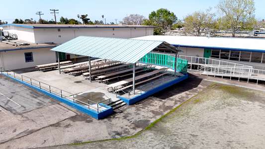 Hawthorne Elementary School Lunch Arbor in San Diego