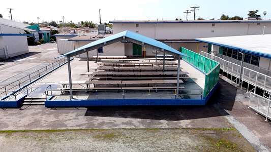 Hawthorne Elementary School Lunch Arbor in San Diego