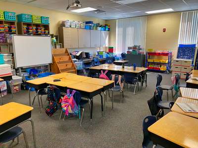 Grassy Lake Elementary Classroom Standard in Minneola