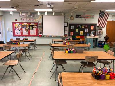 Sweetwater Elementary School Classroom Standard in Port Orange