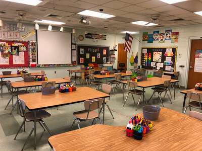 Sweetwater Elementary School Classroom Standard in Port Orange