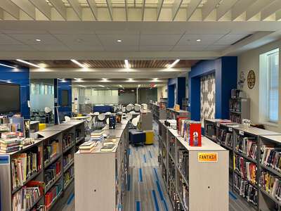 Arlington Heights High School Library in Fort Worth
