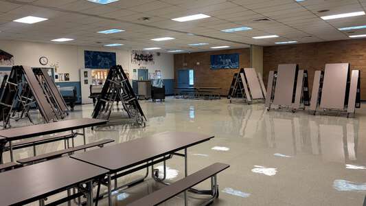 Terra Linda Elementary School Cafeteria in Portland
