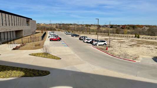 Rolling Hills Elementary Parking Lot - Faculty in Fort Worth