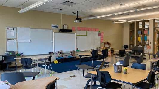 Meadow Glen Elementary School Classroom Standard in Lexington