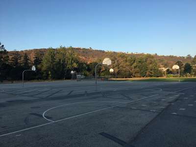 Tierra Linda Middle School Outdoor Basketball Courts in San Carlos