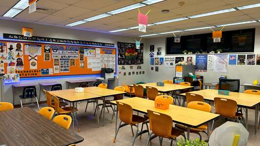 Boyd H. Anderson High School Classroom Standard in Laud Lakes