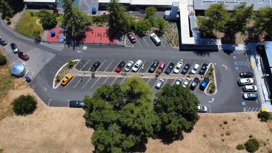 Sleepy Hollow Elementary School Parking Lot in Orinda