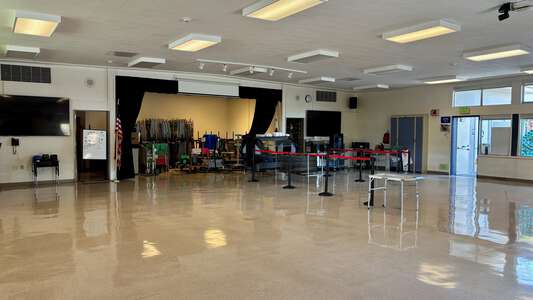 Guadalupe Elementary School Cafeteria in San Jose