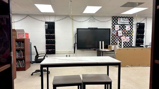 Ray St. Pierre Academy for Advanced Studies Library in Westwego 3
