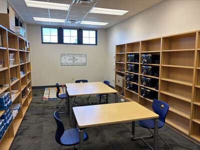 Virginia Beach Middle School Media Center in Virginia Beach 5