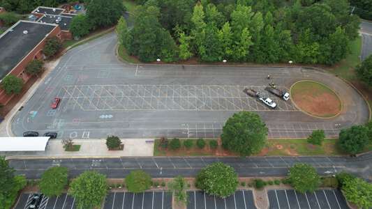 Elizabeth Lane Elementary School Parking Lot - Front in Matthews 2
