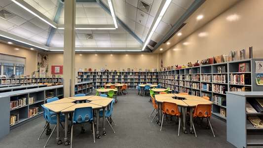 West Riverside Elementary School Library (3 hr min) in Jacksonville