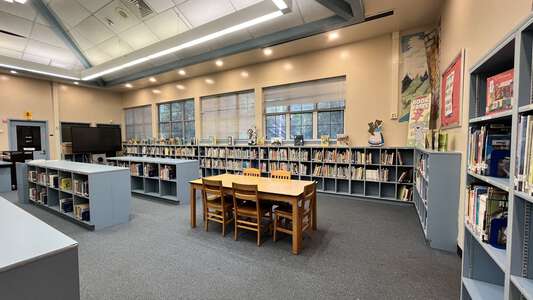 West Riverside Elementary School Library (3 hr min) in Jacksonville