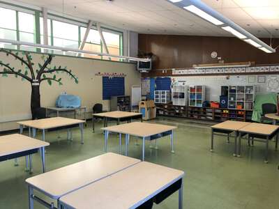 Madera Elementary School Classroom Standard in El Cerrito