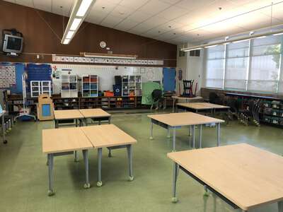 Madera Elementary School Classroom Standard in El Cerrito