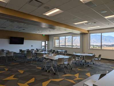 Deseret Peak High School Faculty Lounge in Tooele