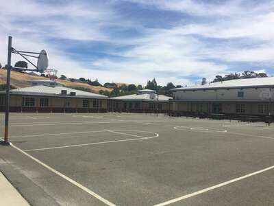 Hercules Middle School Outdoor Basketball Courts in Hercules