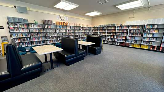 Aptos Junior High School Library in Aptos 5