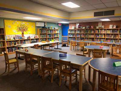 Apache Elementary School Media Center in Albuquerque