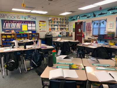 Edna Batey Elementary School Classroom Standard in Elk Grove