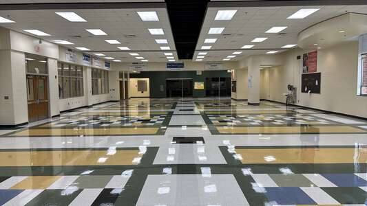 Randolph Middle School Cafeteria in Charlotte 4