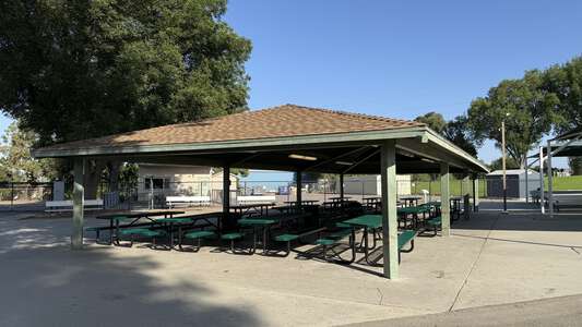 Outdoor Lunch Tables