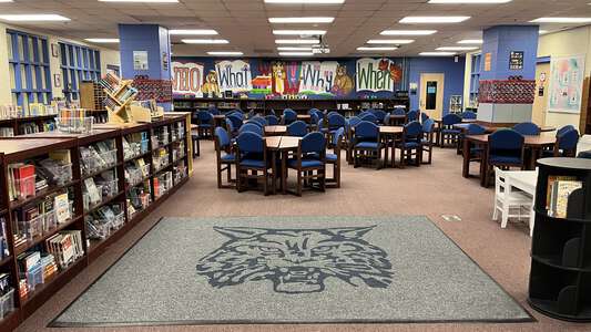 Twin Lakes Academy Elementary School Library (3 hr min) in Jacksonville