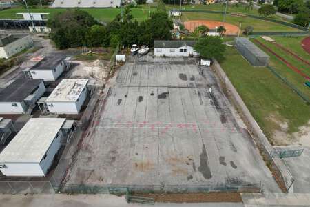 McArthur High School Outdoor Basketball Courts in Hollywood