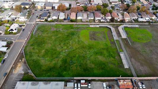Hogan Middle School Field - Baseball 1 in Vallejo