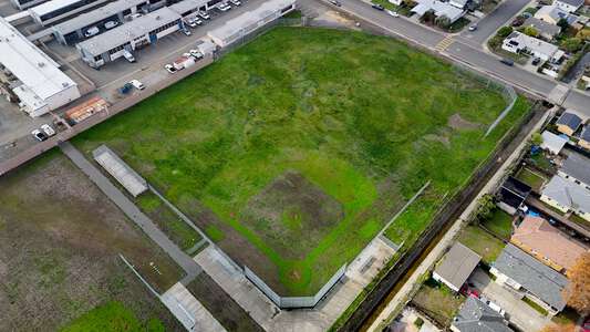 Hogan Middle School Field - Baseball 1 in Vallejo