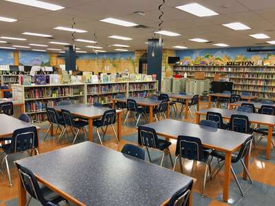 Davis Elementary School (0056) Library in Tampa