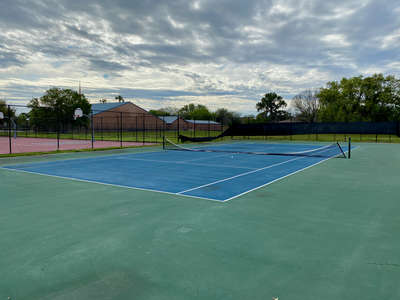 Ivey Lane Elementary School Tennis Courts  in Orlando