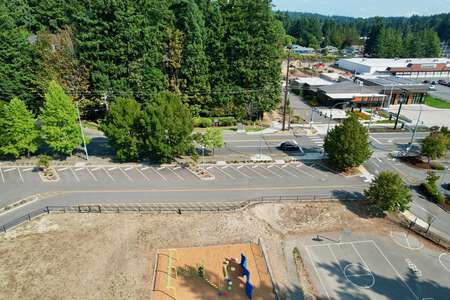 Juanita Elementary School Parking Lot - Field in Kirkland