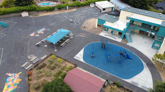 Outdoor Lunch Table Area